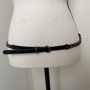 JCrew patent leather and bronze chain belt - M